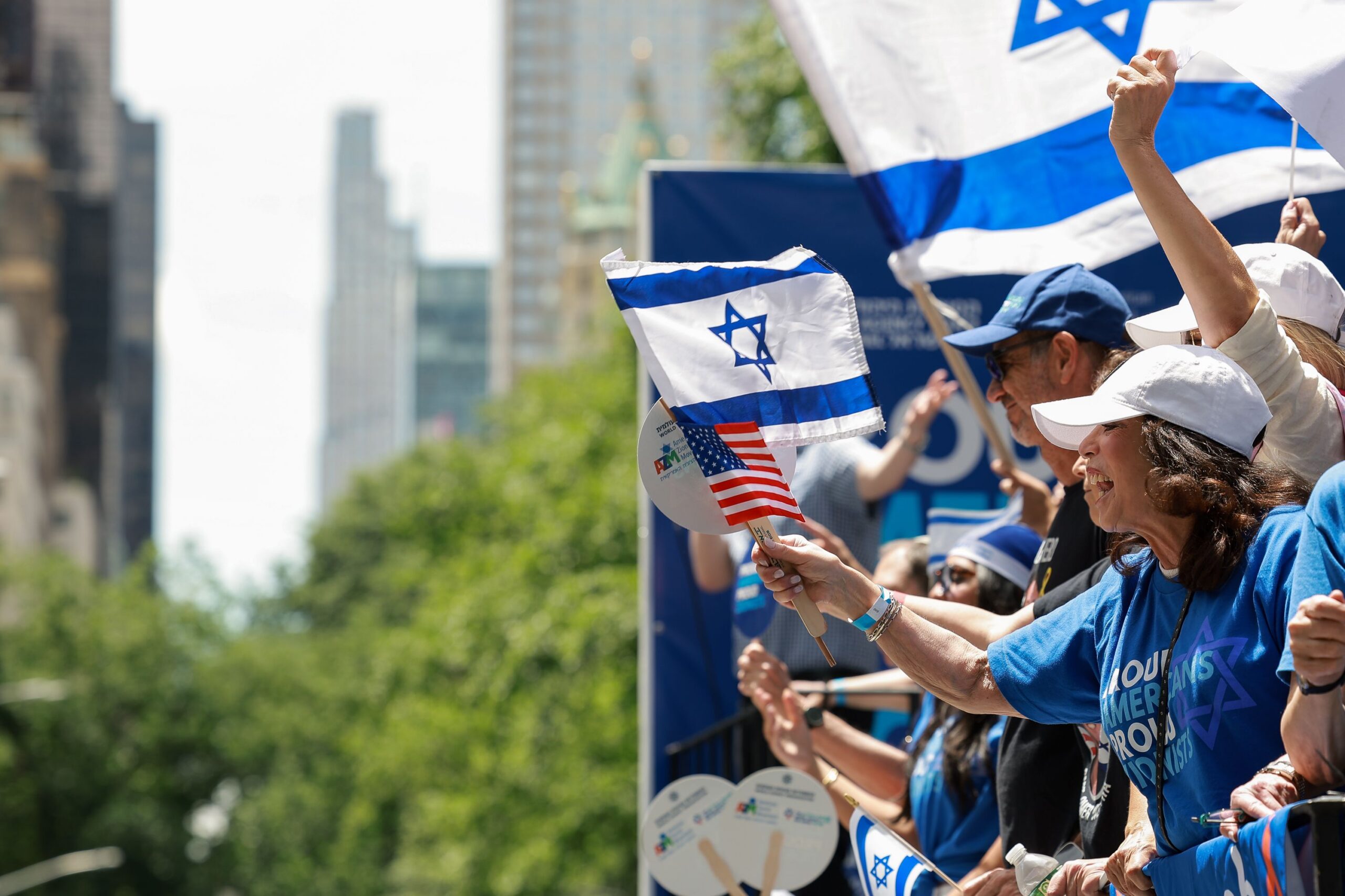 parade 18