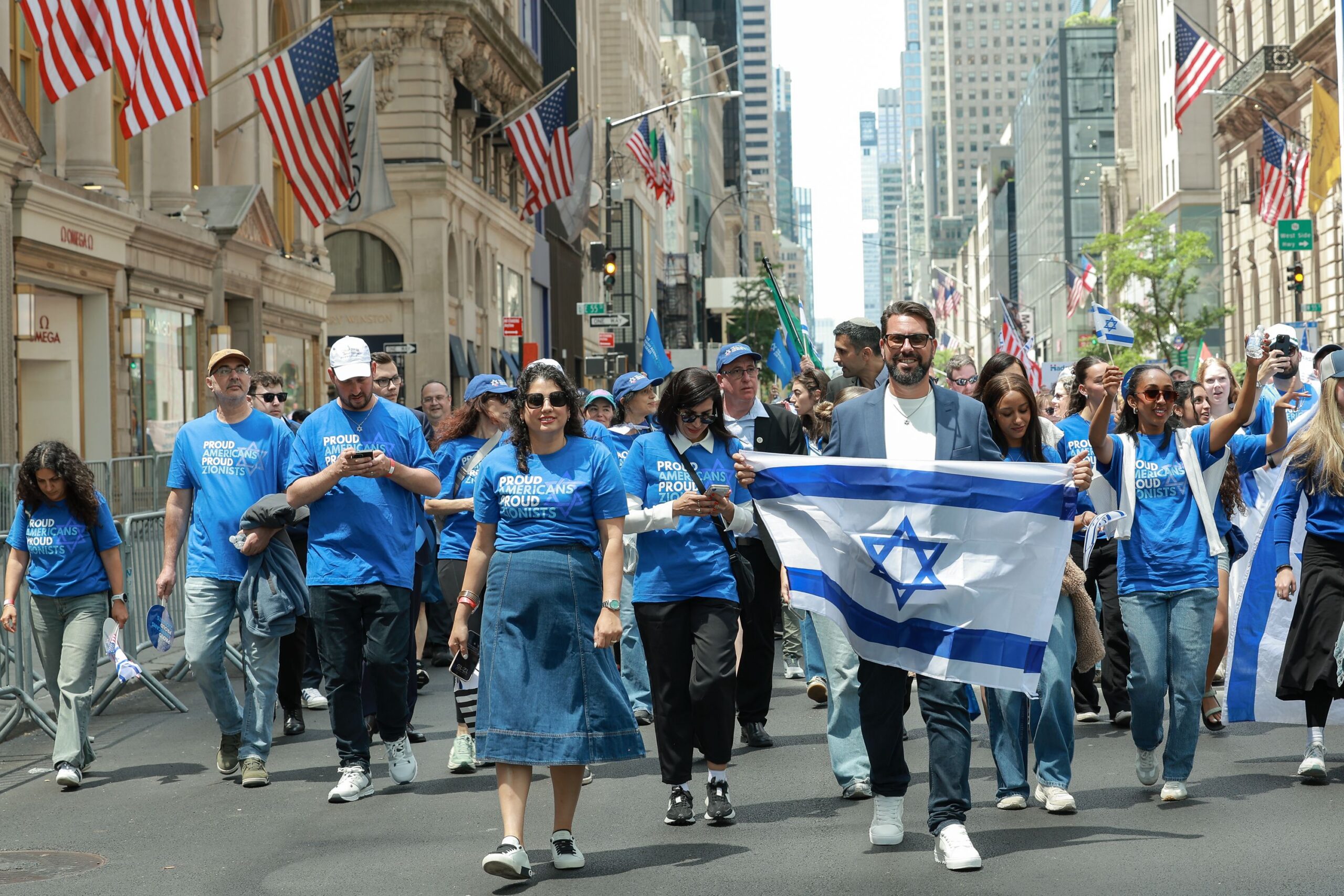 parade 23
